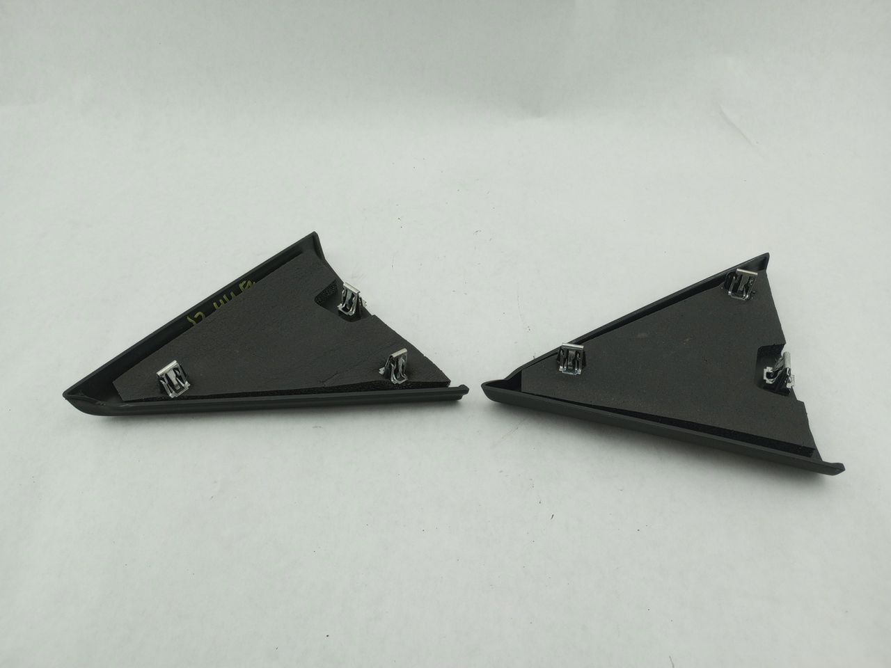 Chevrolet Silverado 1500 Pair Of Upper Door Triangle Trim Panels - 0