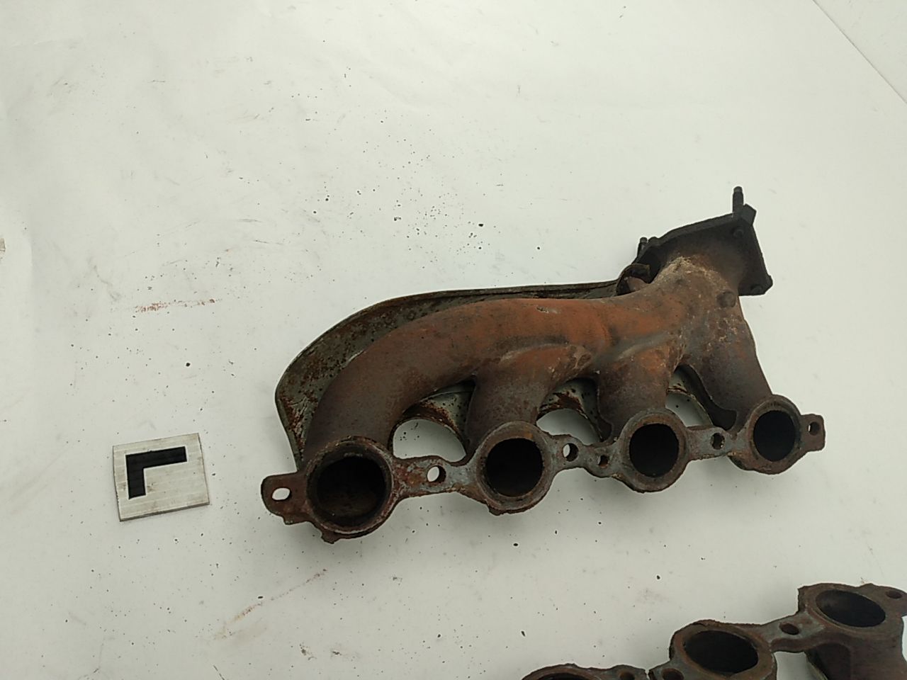 Chevrolet Silverado 1500 Pair Of Exhaust Manifolds