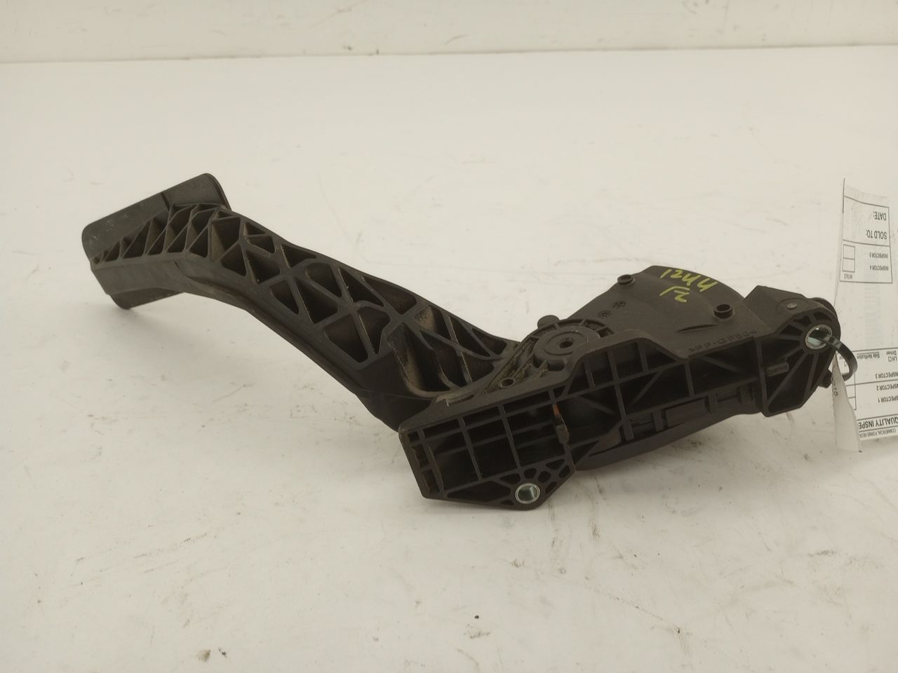 Chevrolet Silverado 1500 Accelerator Pedal - 0