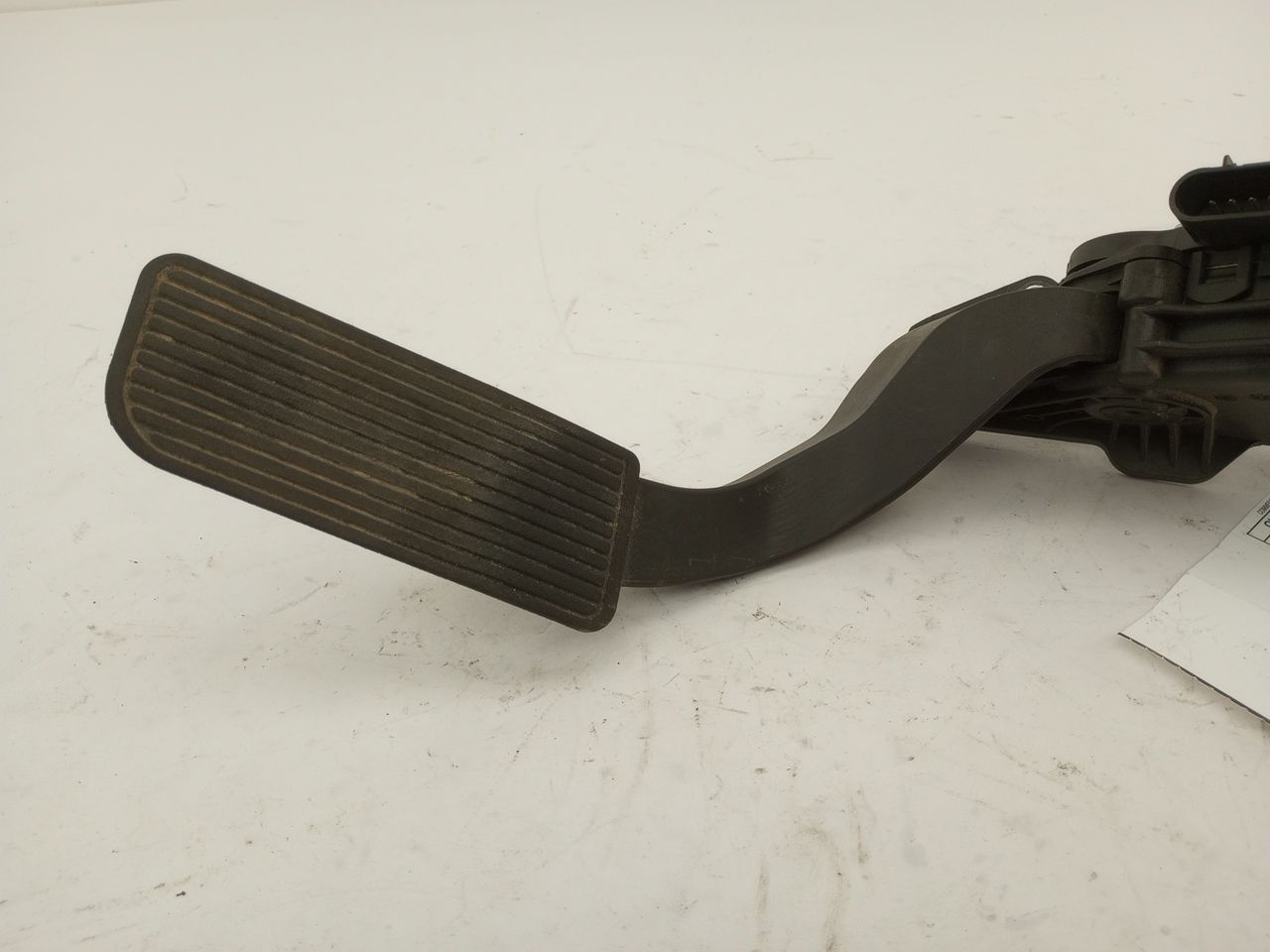 Chevrolet Silverado 1500 Accelerator Pedal