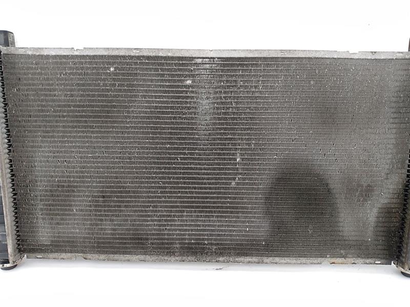 Chevrolet Silverado 1500 Radiator