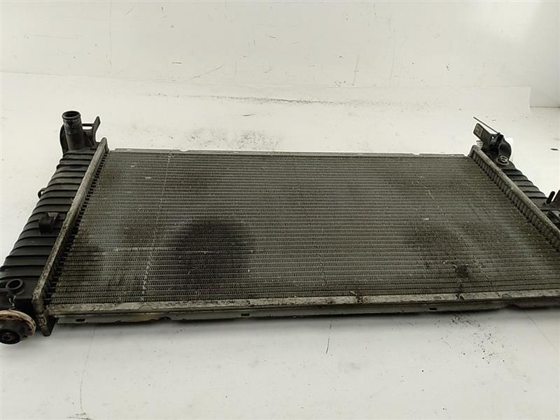 Chevrolet Silverado 1500 Radiator