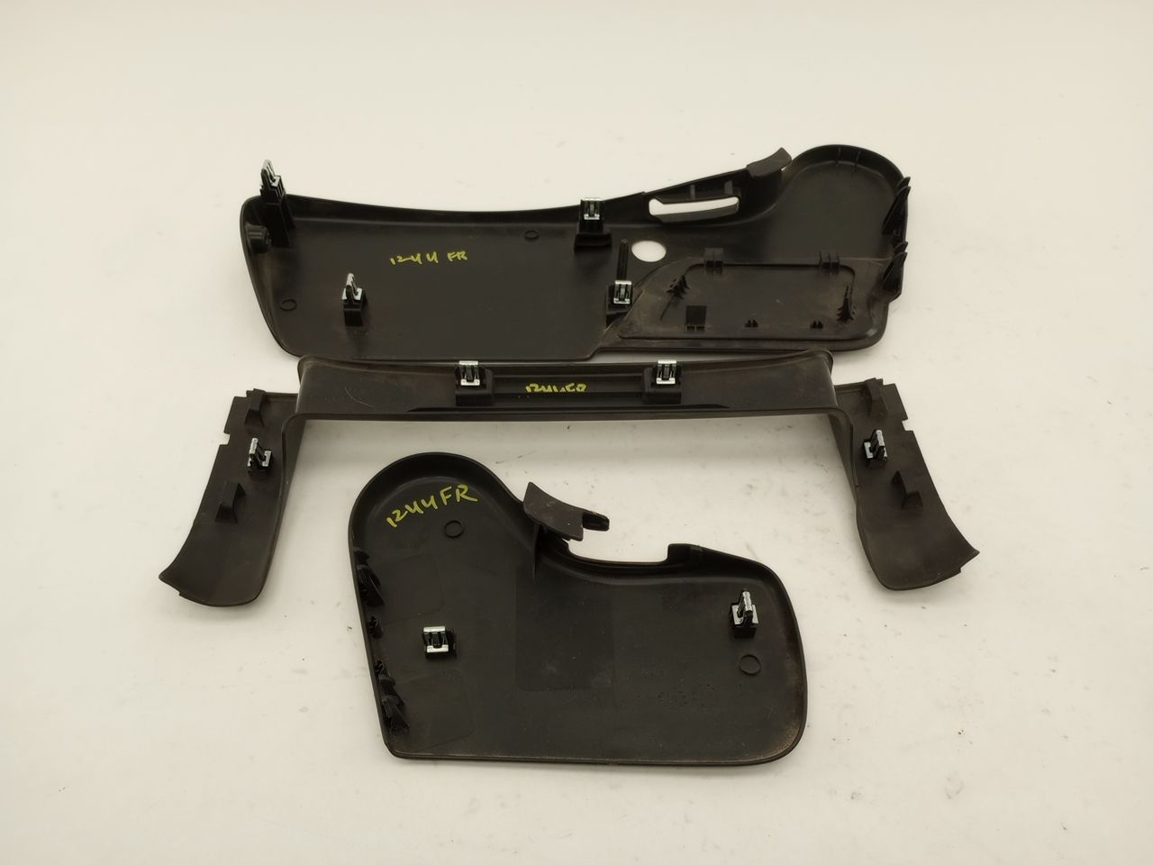 Chevrolet Silverado 1500 Front Right Seat Trim Set - 0