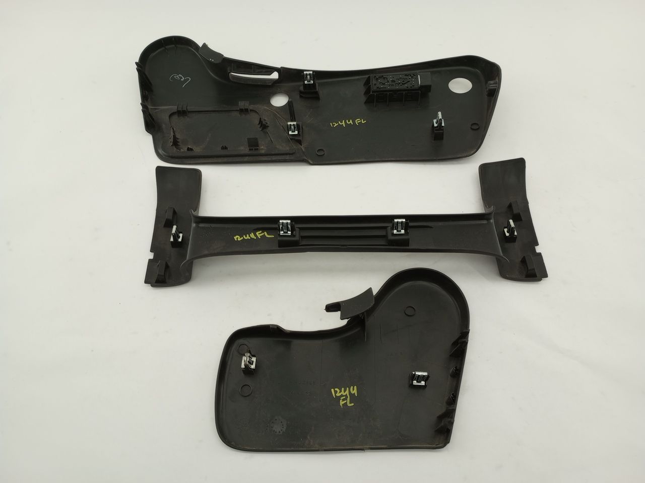 Chevrolet Silverado 1500 Front Left Seat Trim Set - 0