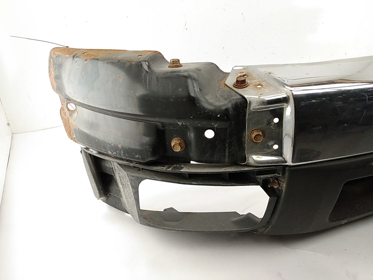 Chevrolet Silverado 1500 Front Bumper Assembly