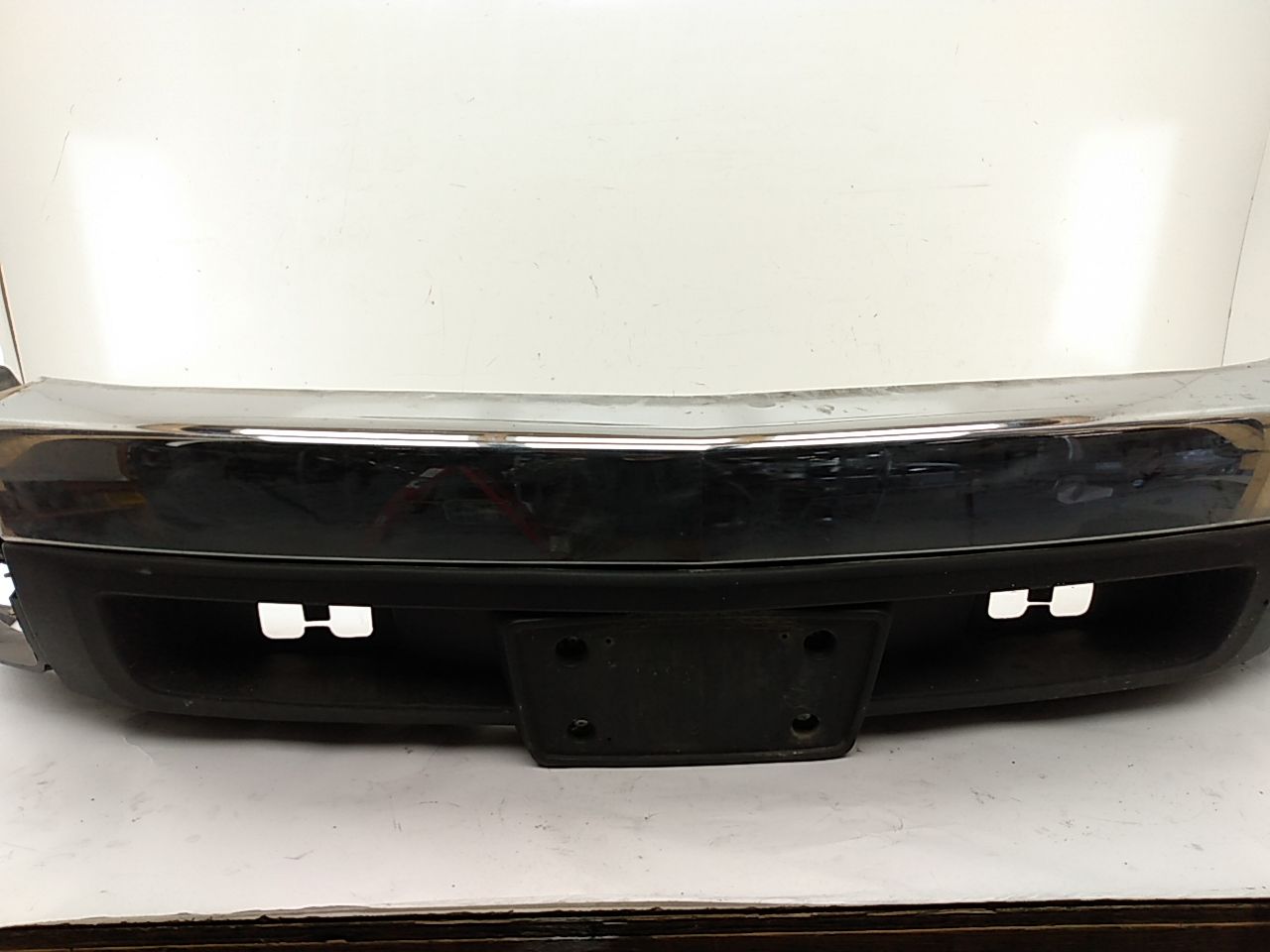 Chevrolet Silverado 1500 Front Bumper Assembly