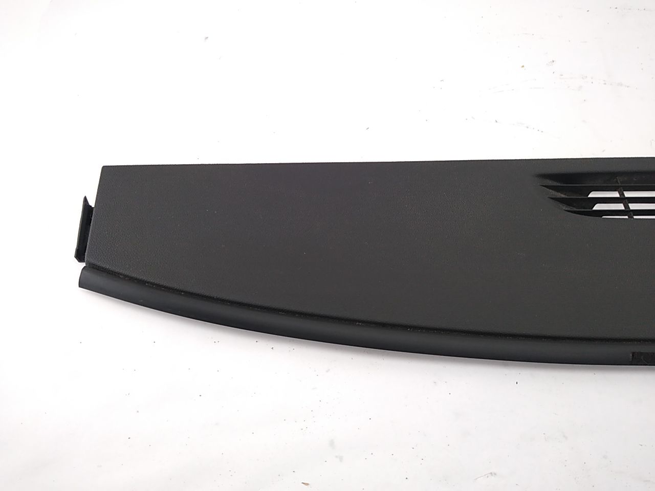 Chevrolet Silverado 1500 Windshield Defroster Panel Cowl