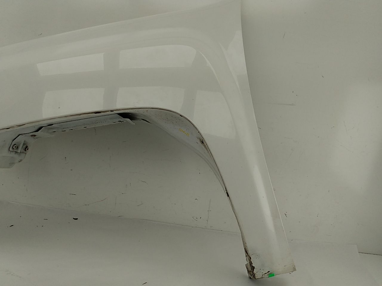 Chevrolet Silverado 1500 Front Left Fender