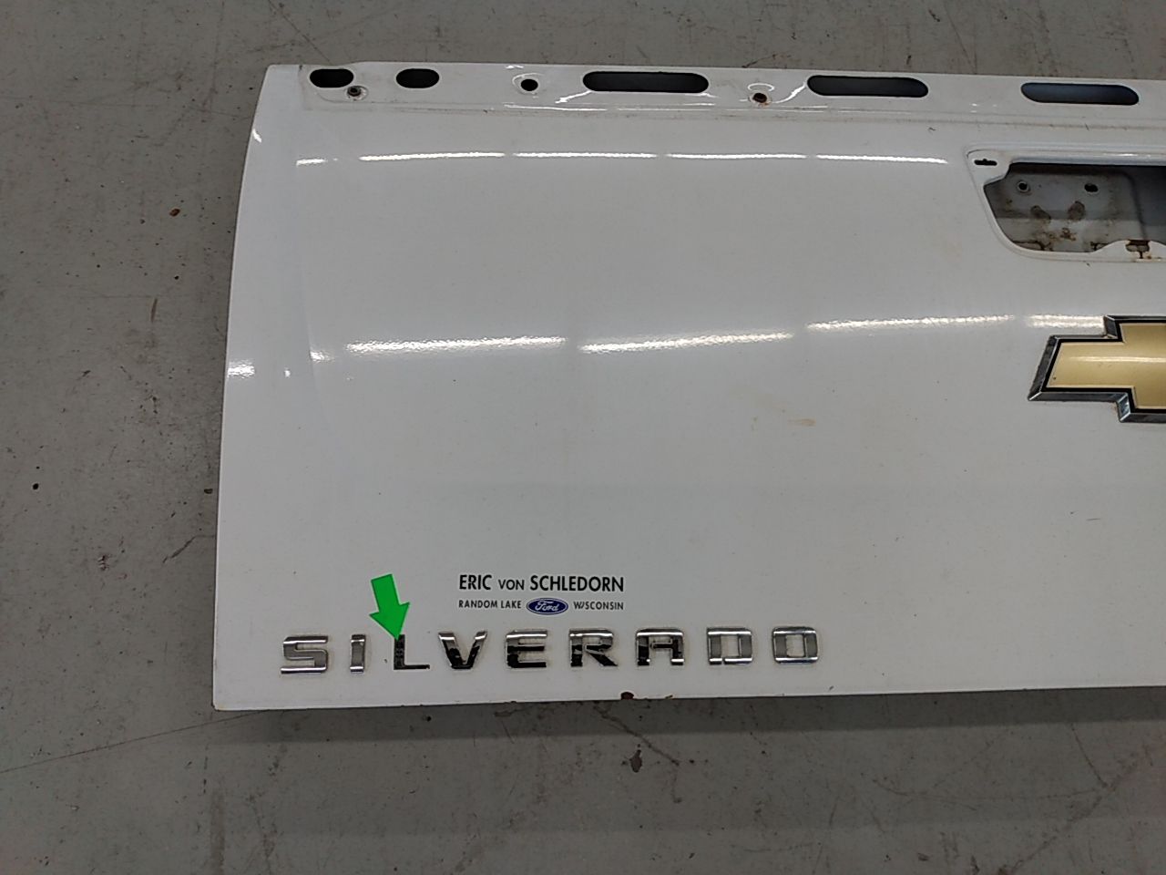 Chevrolet Silverado 1500 Tailgate