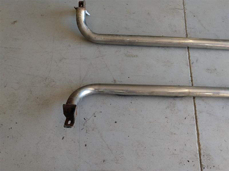 Chevrolet Silverado 1500 Pair Of Side Step Bars