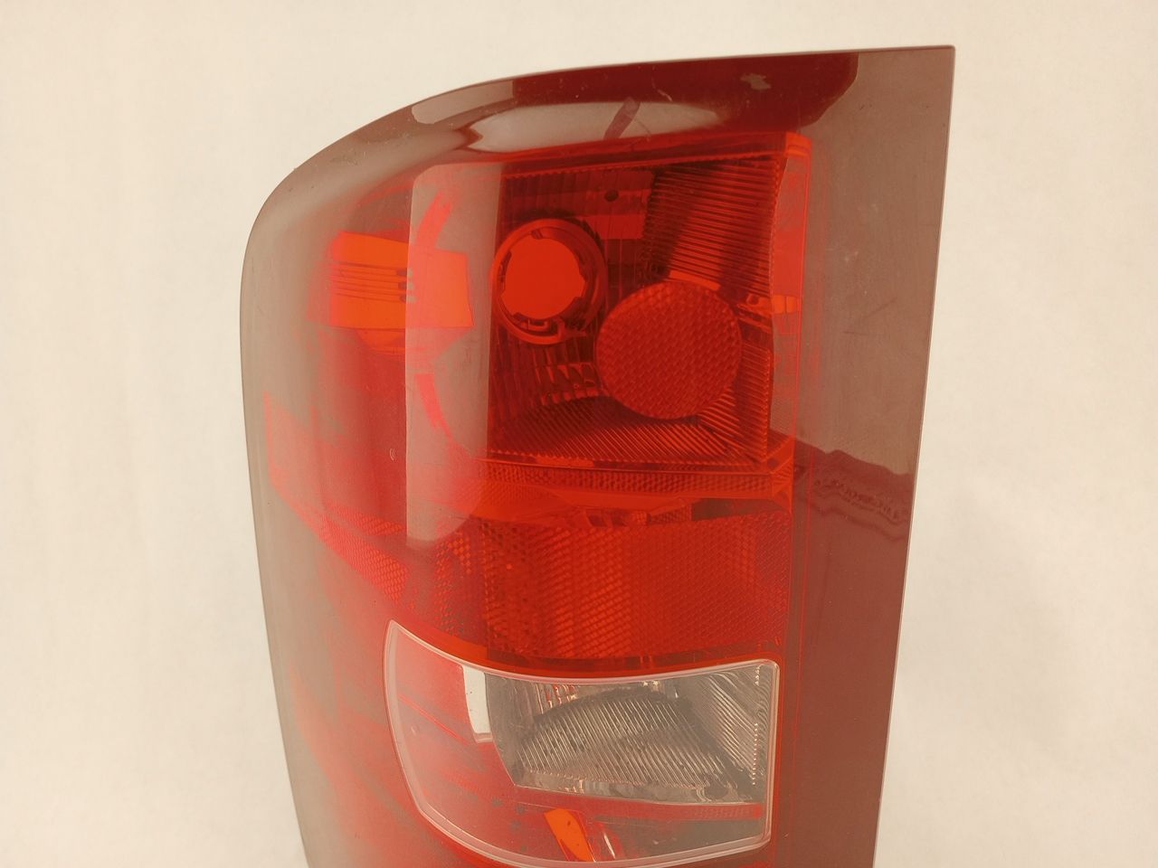 Chevrolet Silverado 1500 Rear Left Tail Lamp