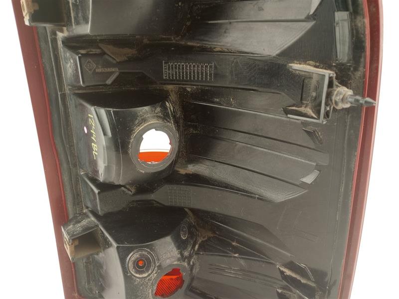 Chevrolet Silverado 1500 Rear Left Tail Lamp