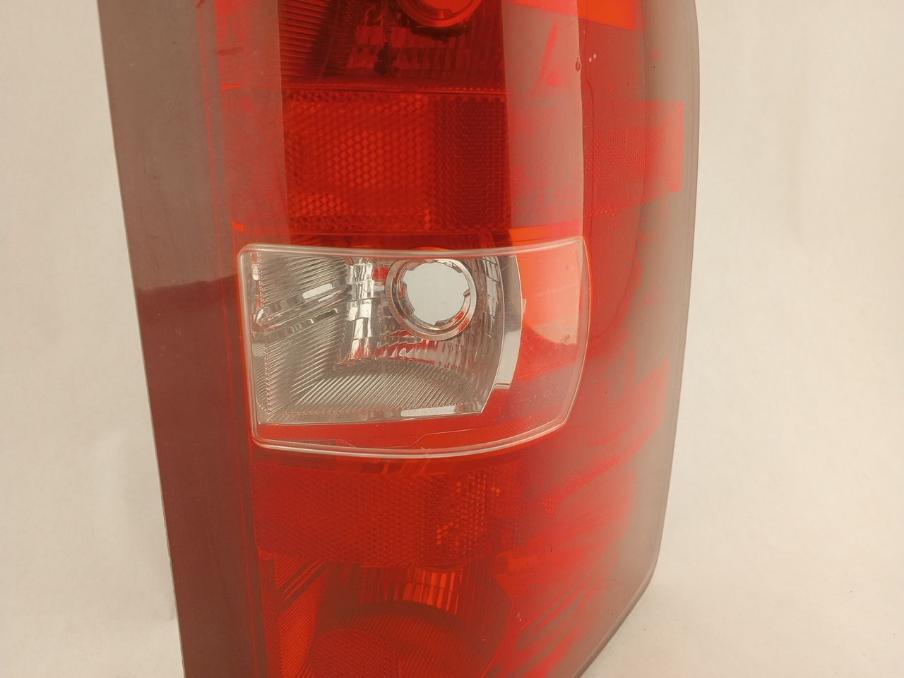 Chevrolet Silverado 1500 Rear Right Tail Lamp