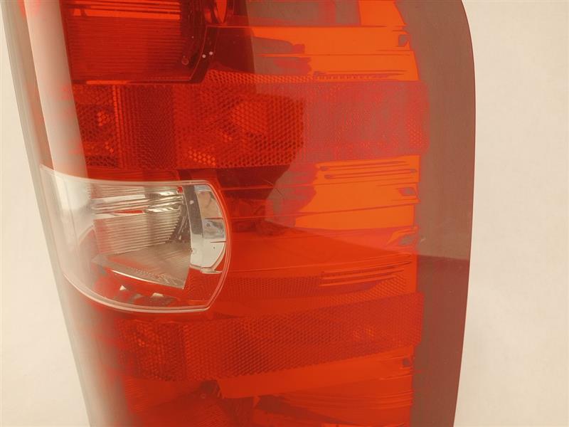 Chevrolet Silverado 1500 Rear Right Tail Lamp