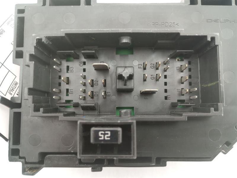 Chevrolet Silverado 1500 Interior Relay Fuse Box