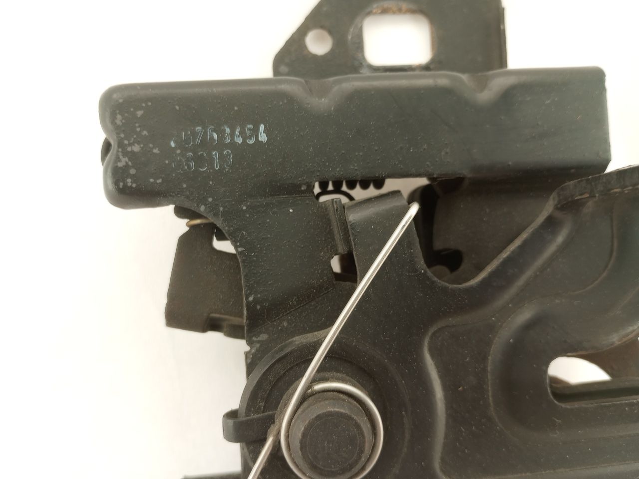 Chevrolet Silverado 1500 Hood Latch