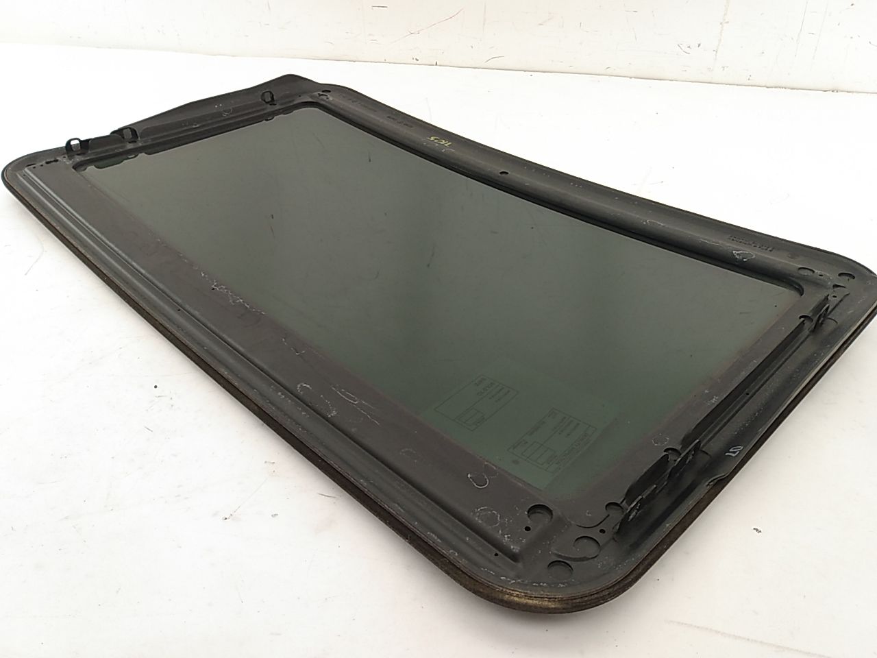 BMW 325i Sunroof Glass