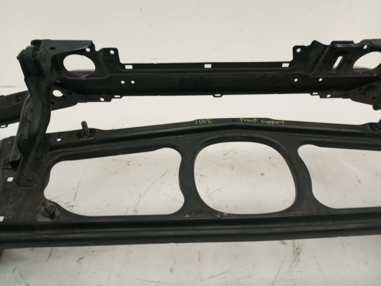 BMW 325i Radiator Support