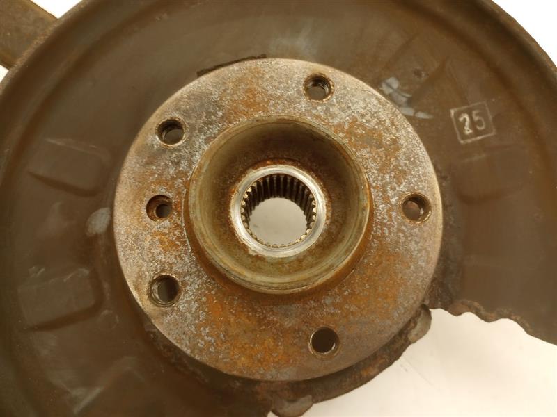 BMW 325i Rear Right Hub And Knuckle