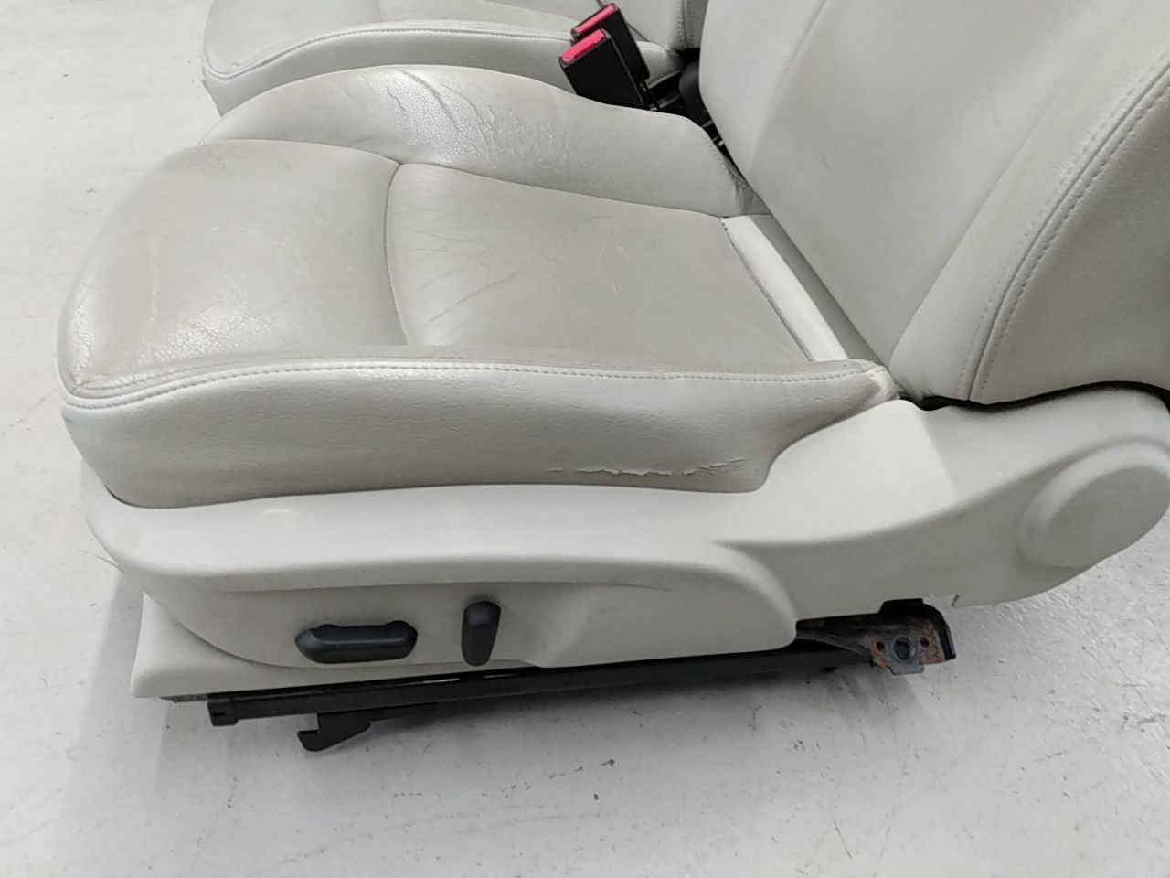 Saab 9-3 Front Seat Set