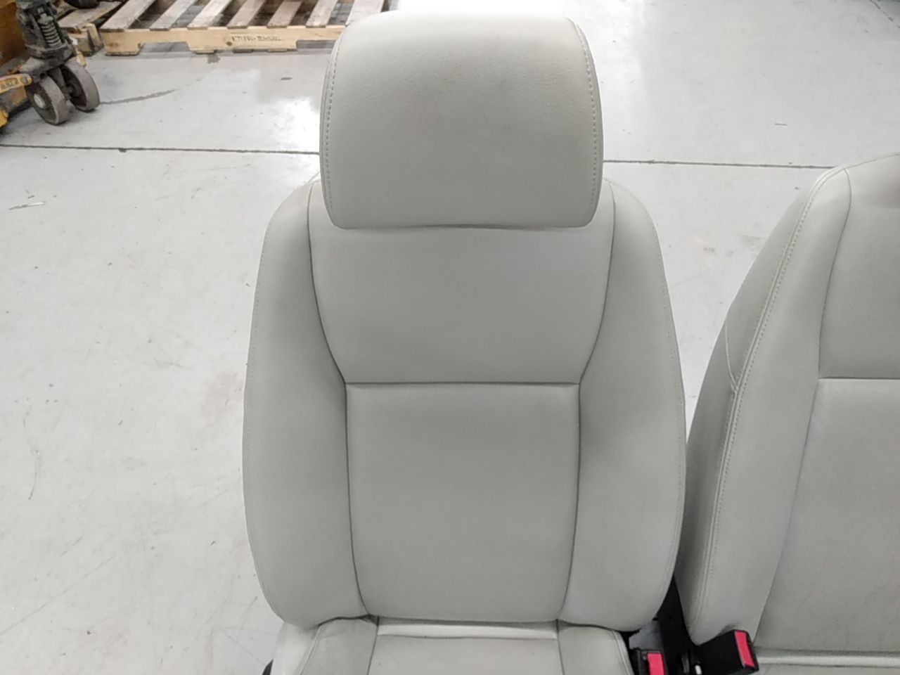 Saab 9-3 Front Seat Set