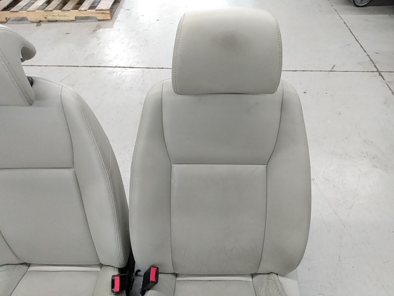 Saab 9-3 Front Seat Set