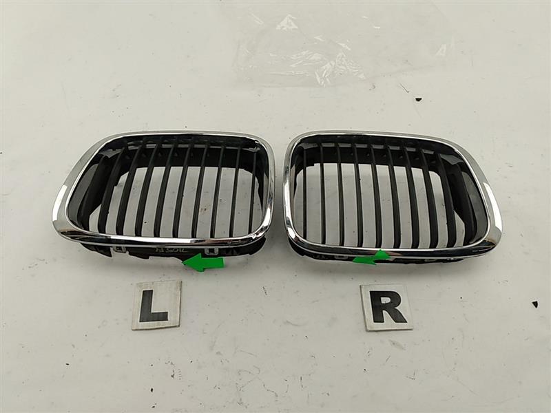 BMW 325i Pair Of Front Grilles - 0