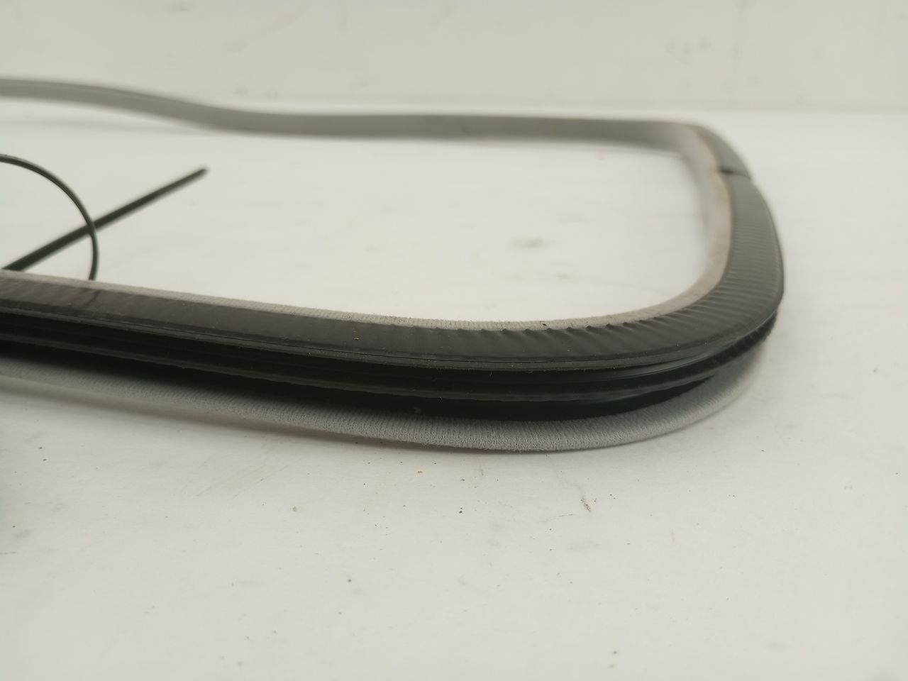 BMW 325i Sunroof Trim