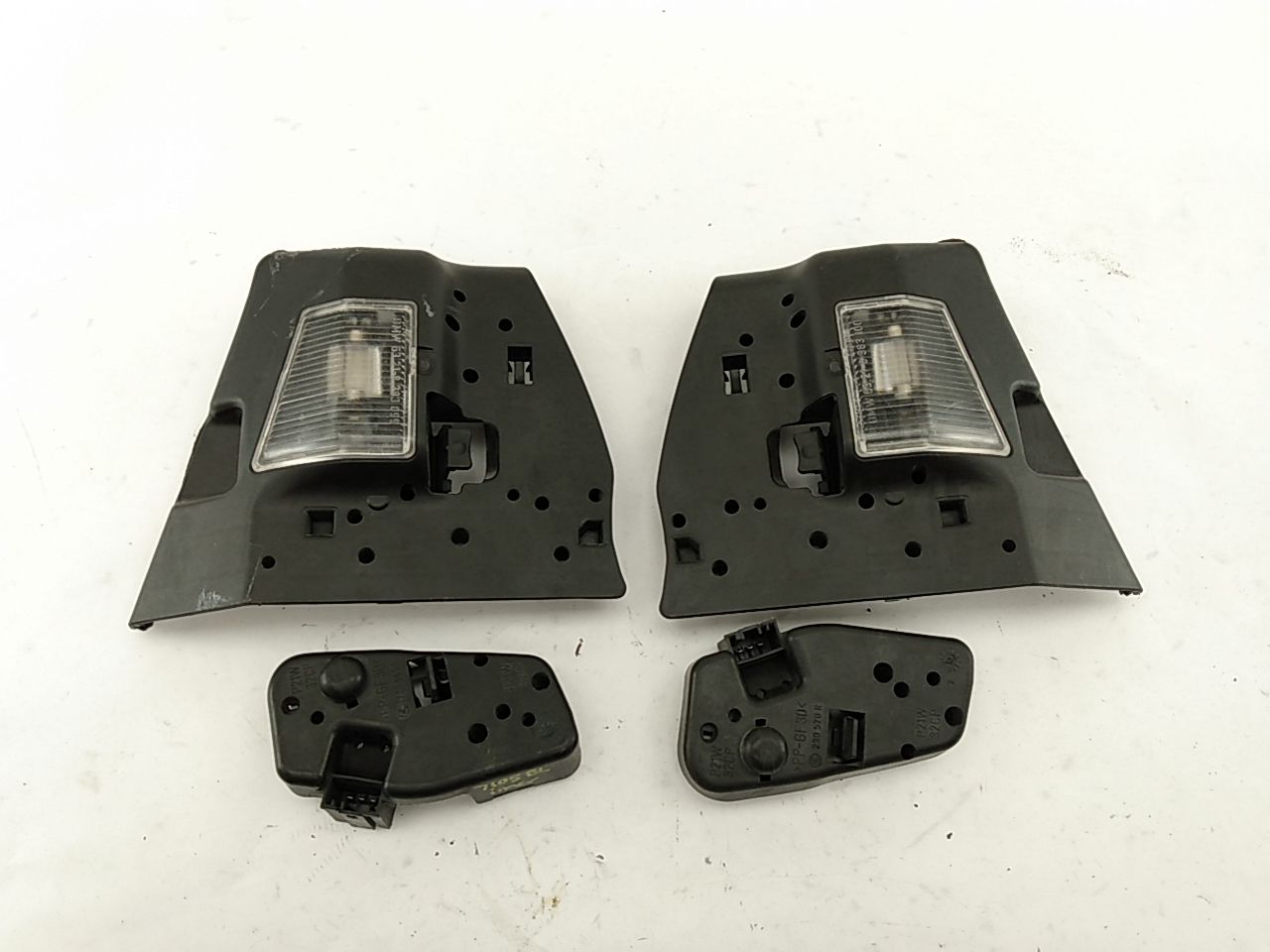 BMW 325i Pair Of Rear Taillight Covers And Light Bulb Carriers - 0