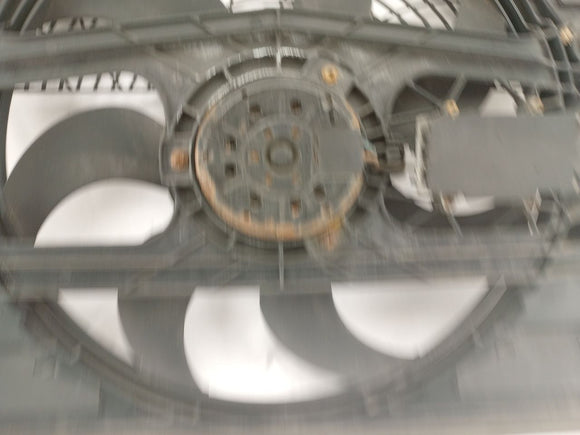 BMW 325i Cooling Fan Assembly