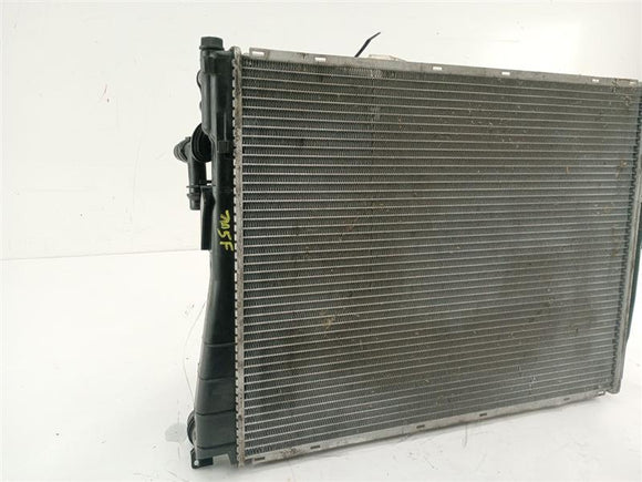 BMW 325i Aftermarket CSF Radiator