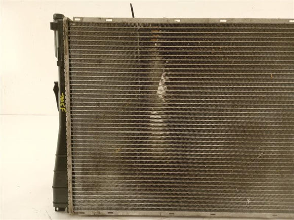 BMW 325i Aftermarket CSF Radiator