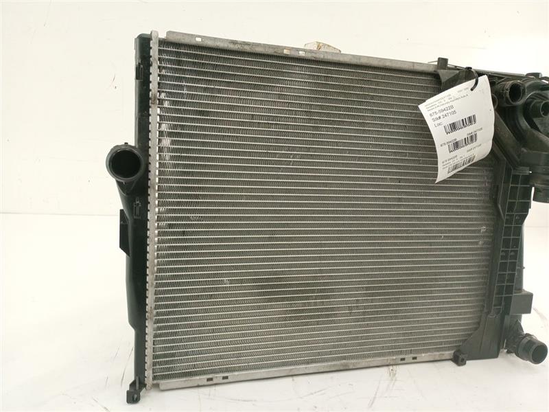 BMW 325i Aftermarket CSF Radiator