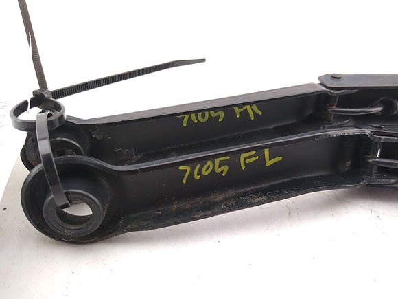 BMW 325i Pair Of Front Windshield Wiper Arms