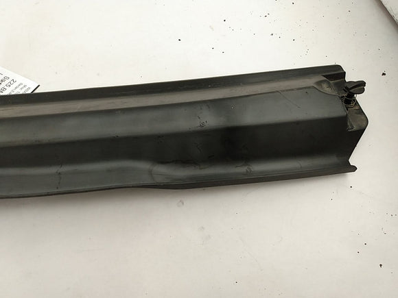 BMW 325i Microfilter Cover Trim