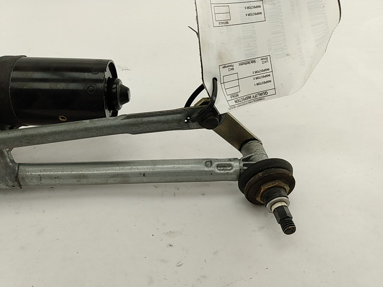 BMW 325i Windshield Wiper Transmission With Motor