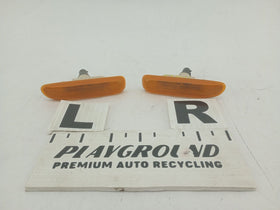 BMW 325i Pair Of Side Markers