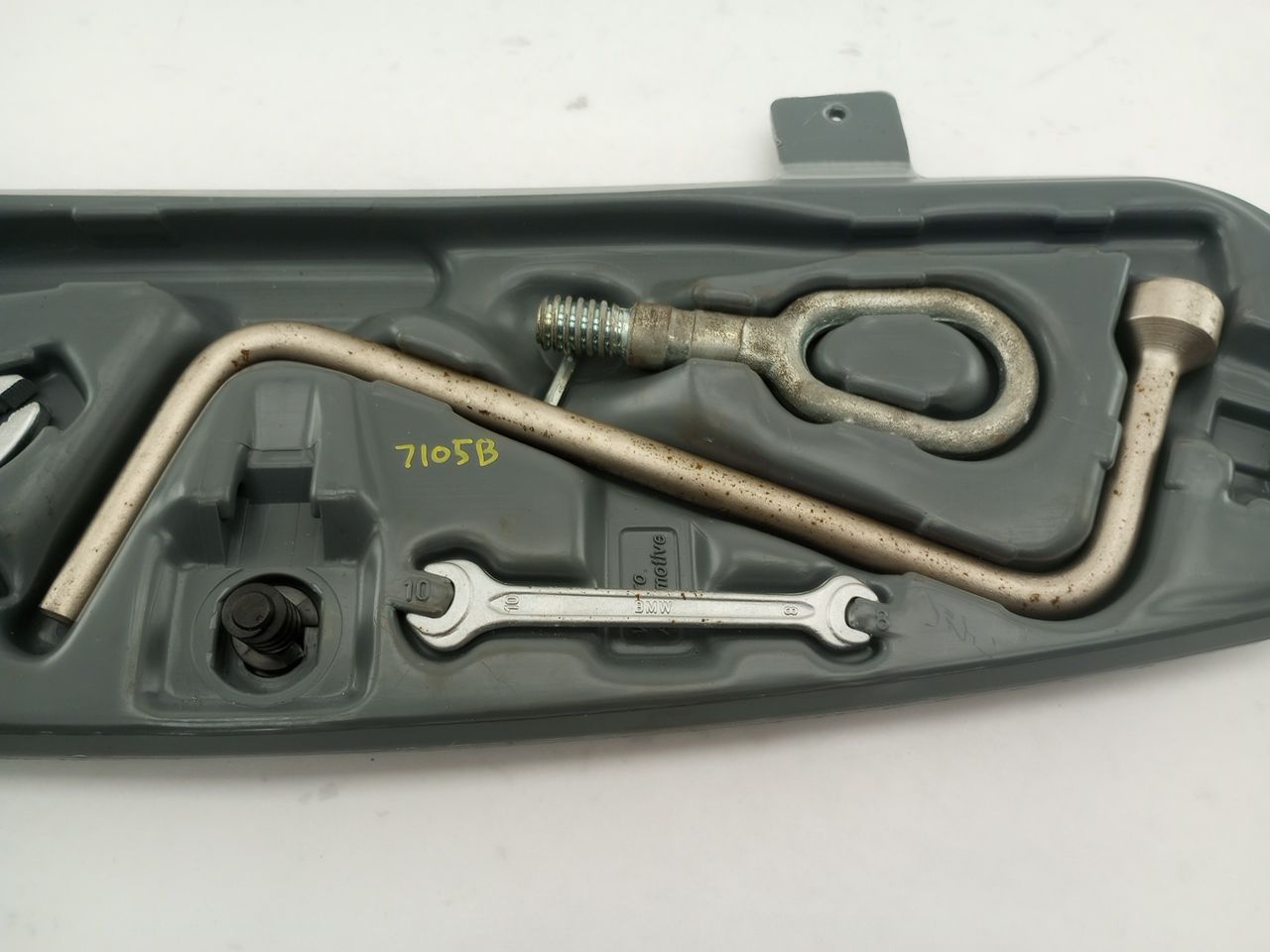 BMW 325i Spare Tire Tool Set