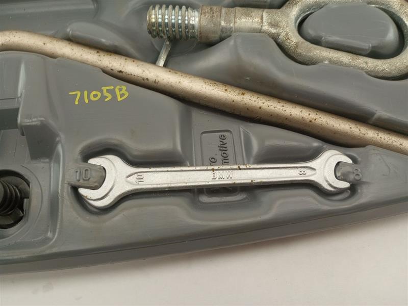 BMW 325i Spare Tire Tool Set