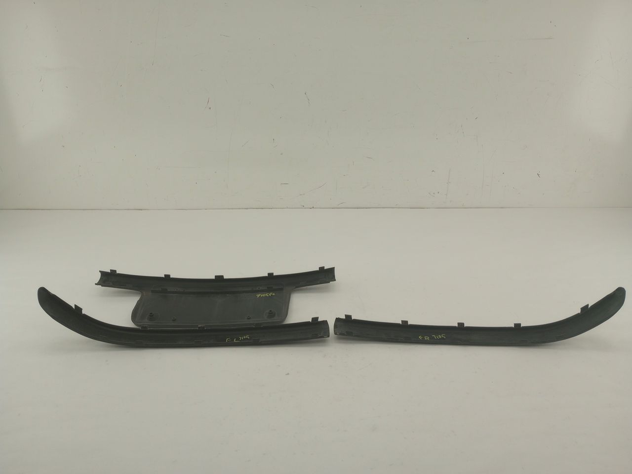 BMW 325i Front Bumper Trim Set - 0