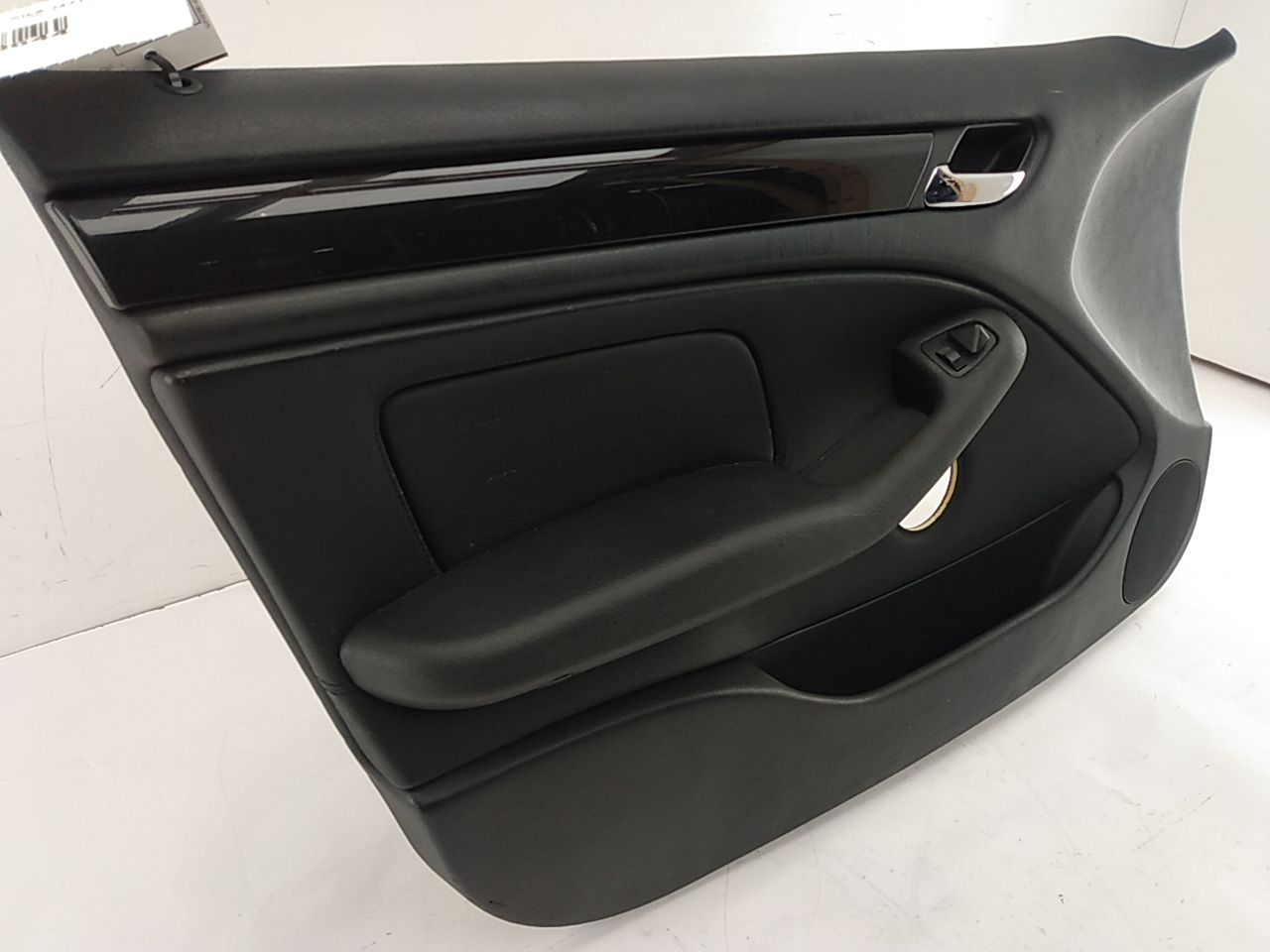 BMW 325i Front Left Door Trim Panel - 0