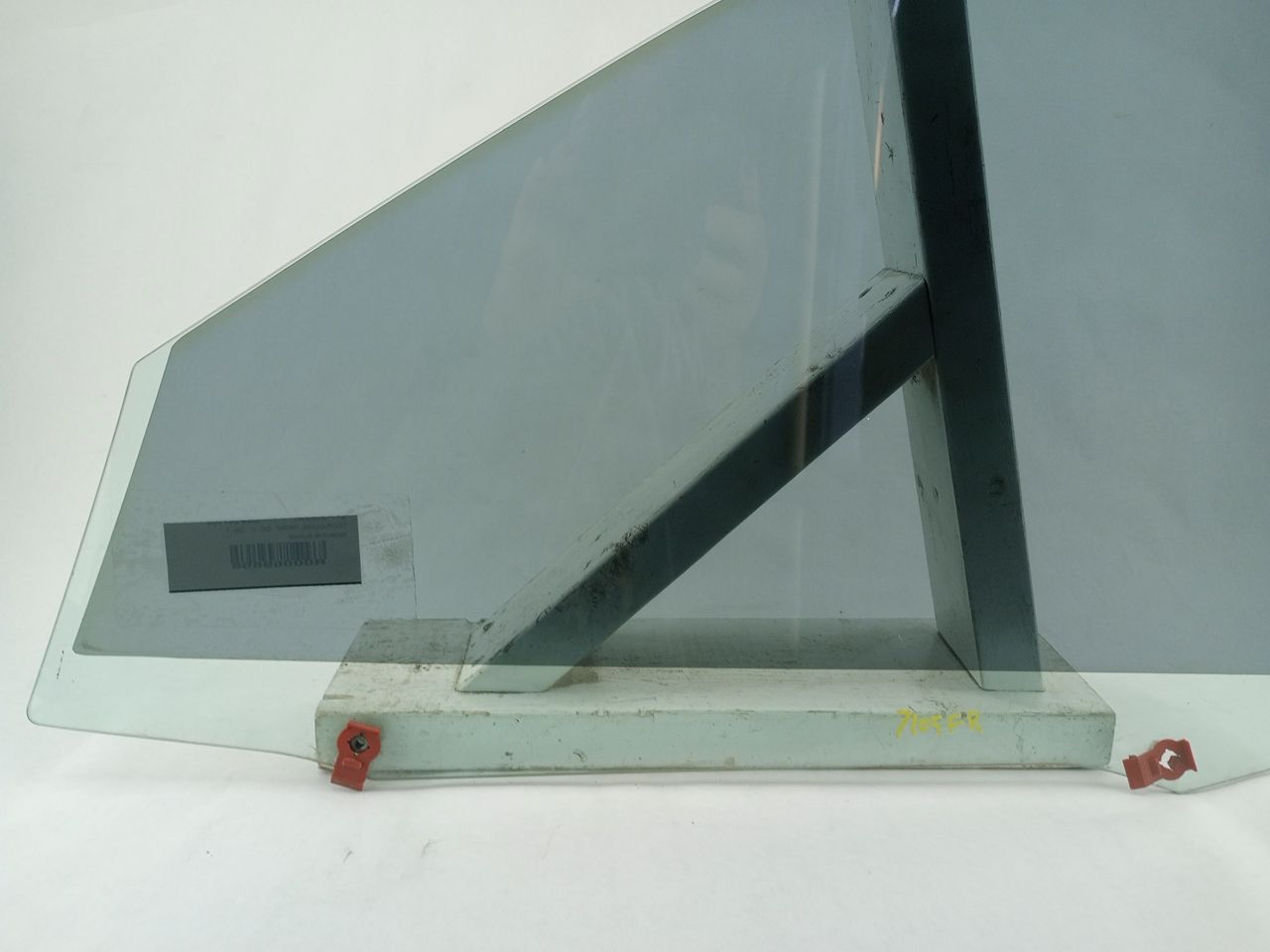 BMW 325i Front Right Door Glass