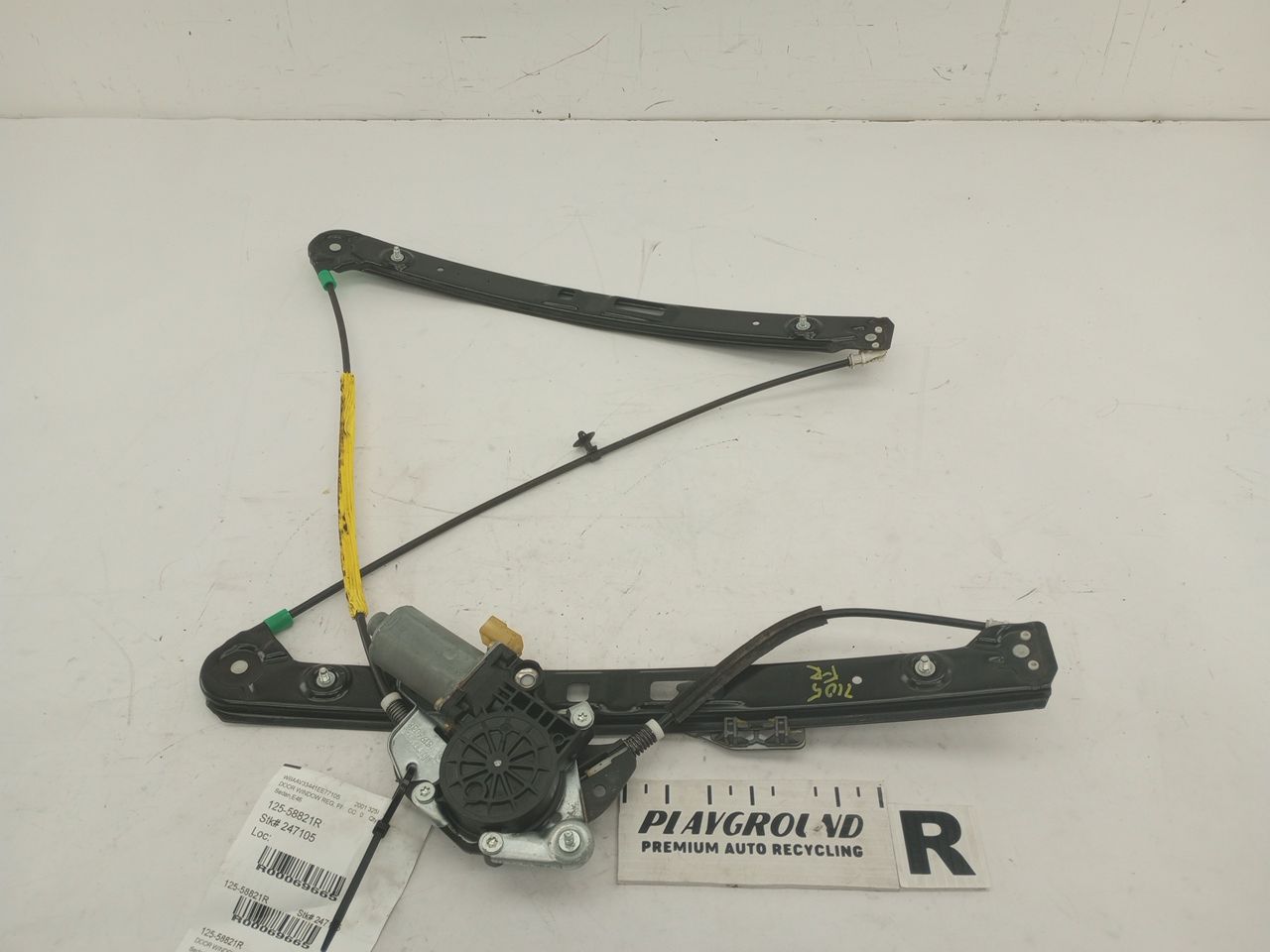 BMW 325i Front Right Window Regulator