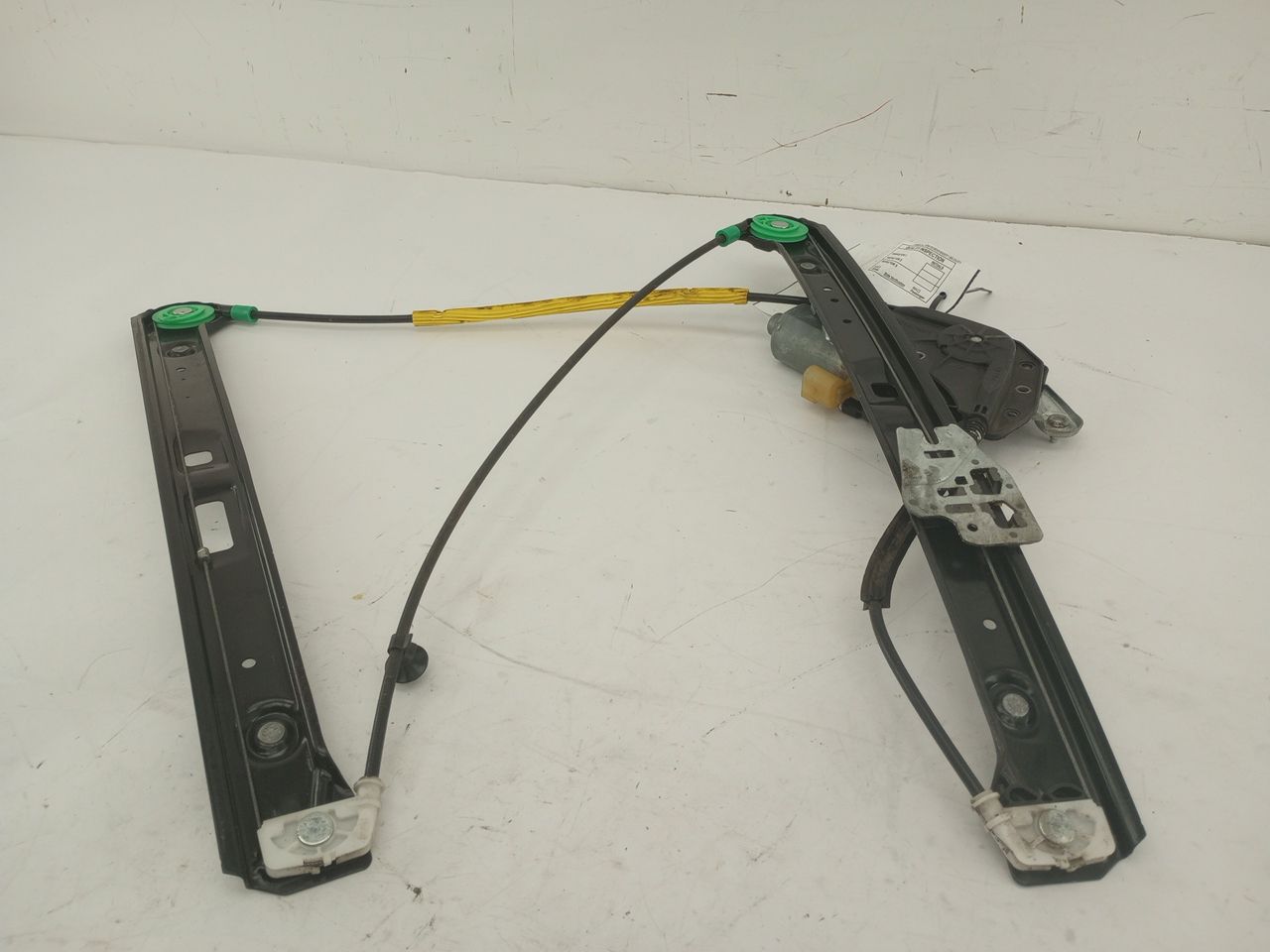 BMW 325i Front Right Window Regulator