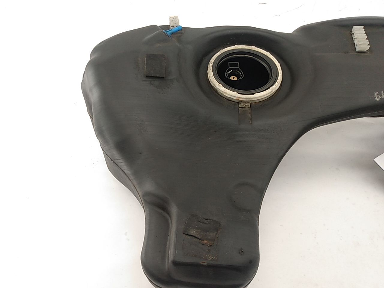 BMW 325i Fuel Tank