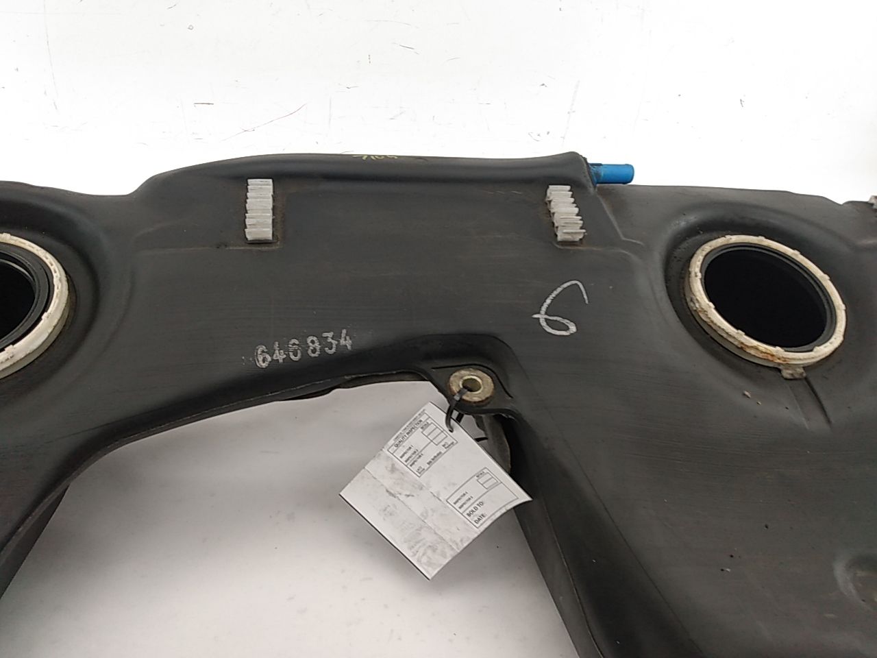 BMW 325i Fuel Tank