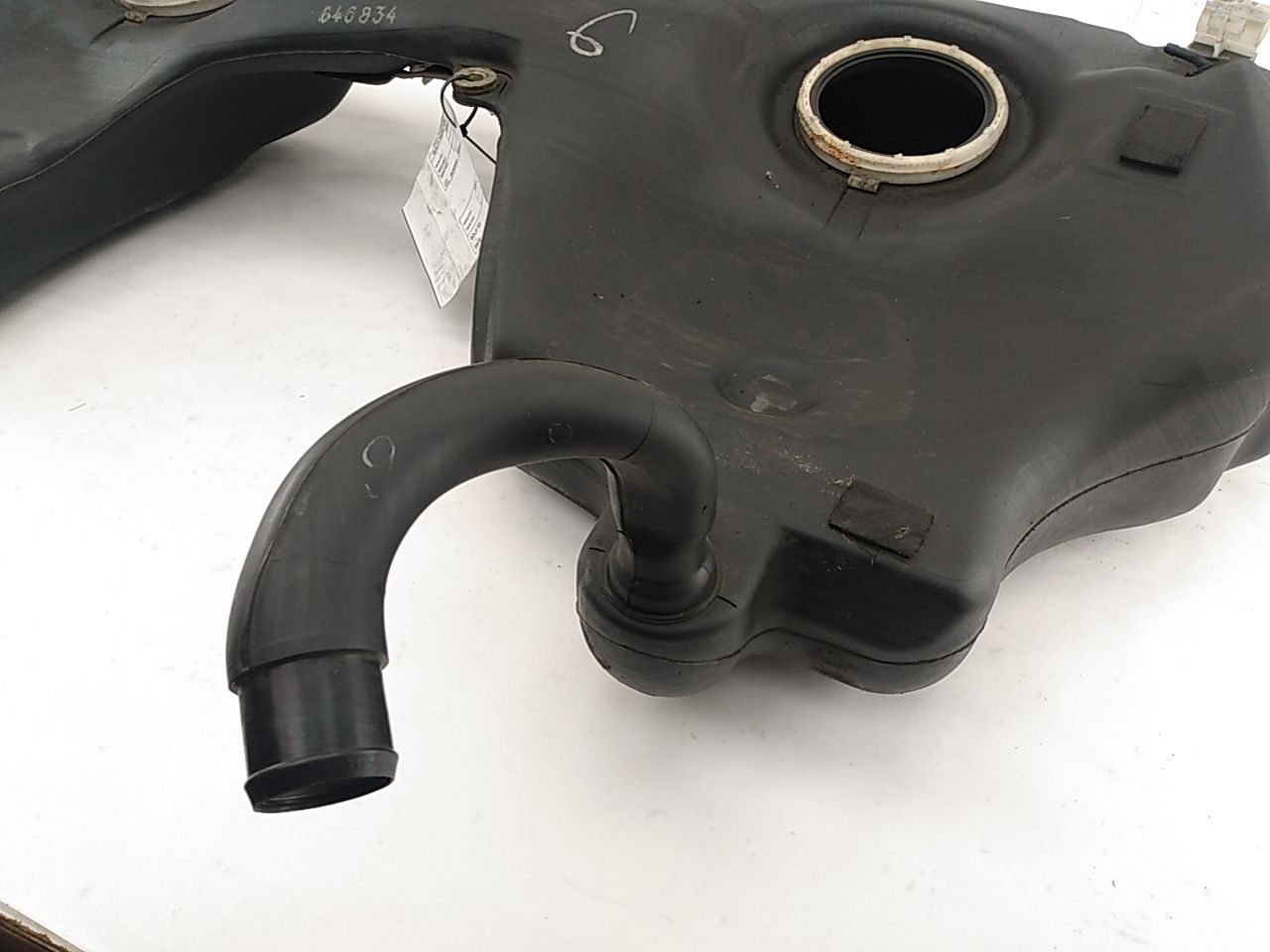 BMW 325i Fuel Tank