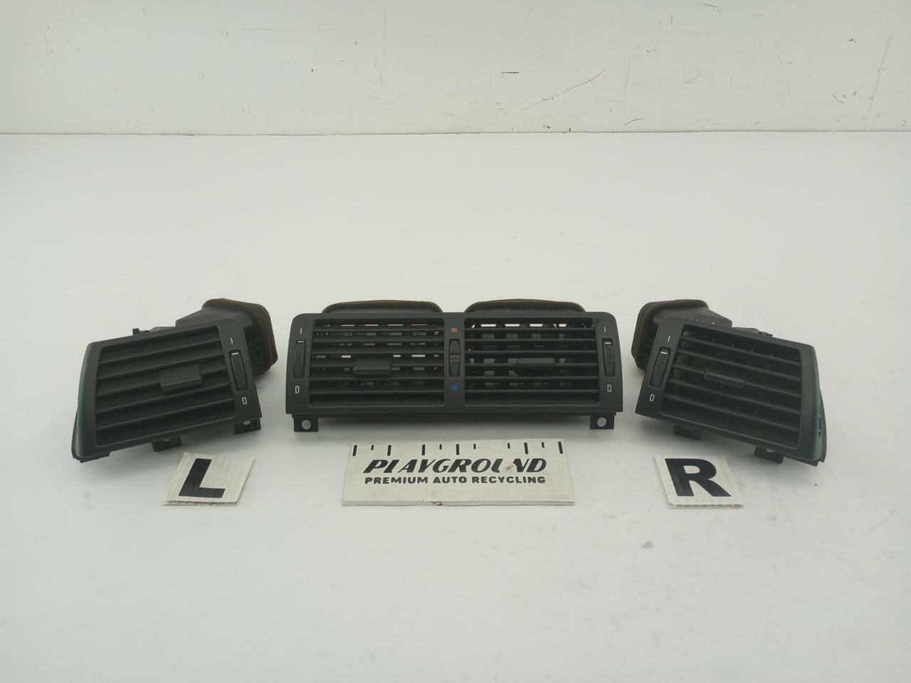 BMW 325i Set Of HVAC Vents