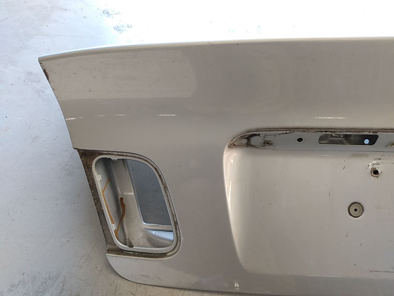 BMW 325i Decklid