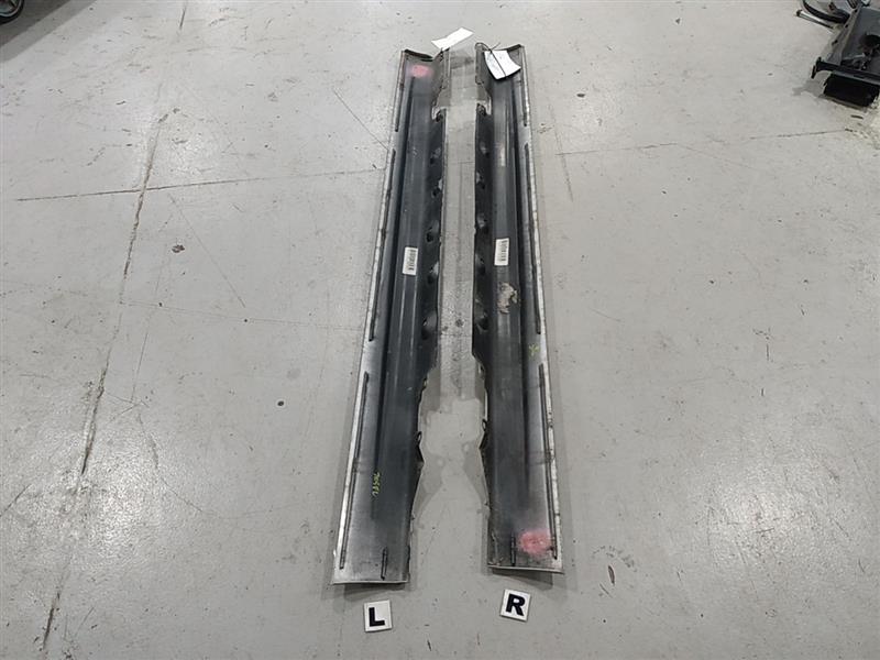 BMW 325i Pair Of Rocker Panels